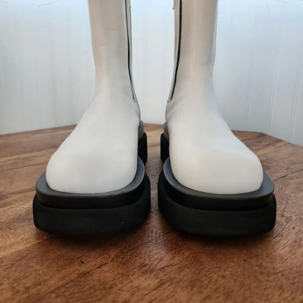 JEFFREY CAMPBELL White/Black Tanked Leather Chelsea Platform Boots size 6